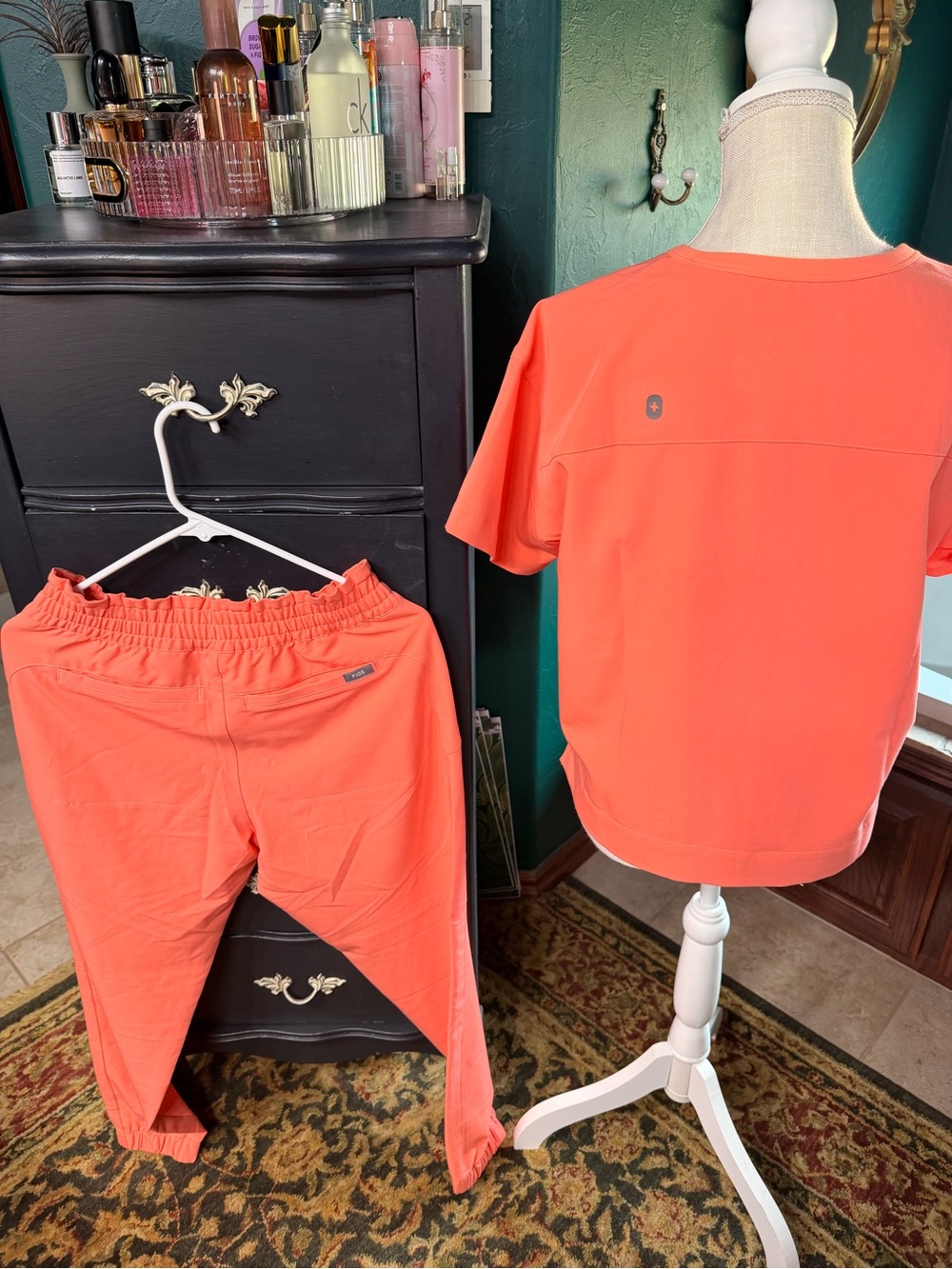 Figs Coral limited edition scrub set s/s - Picture 4 of 6